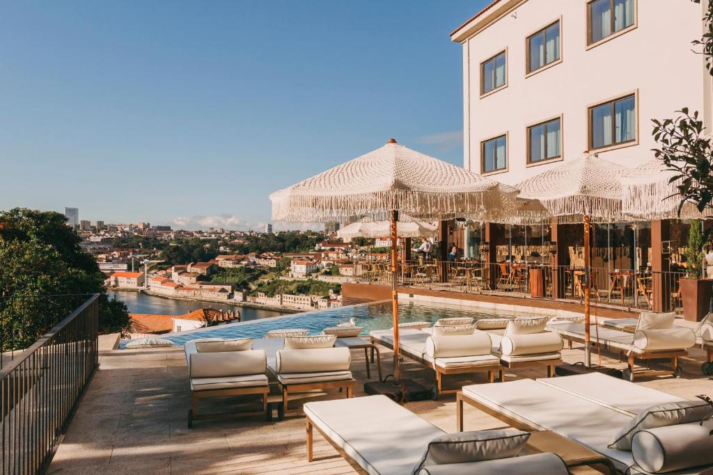 Unmissable Hotels in Porto