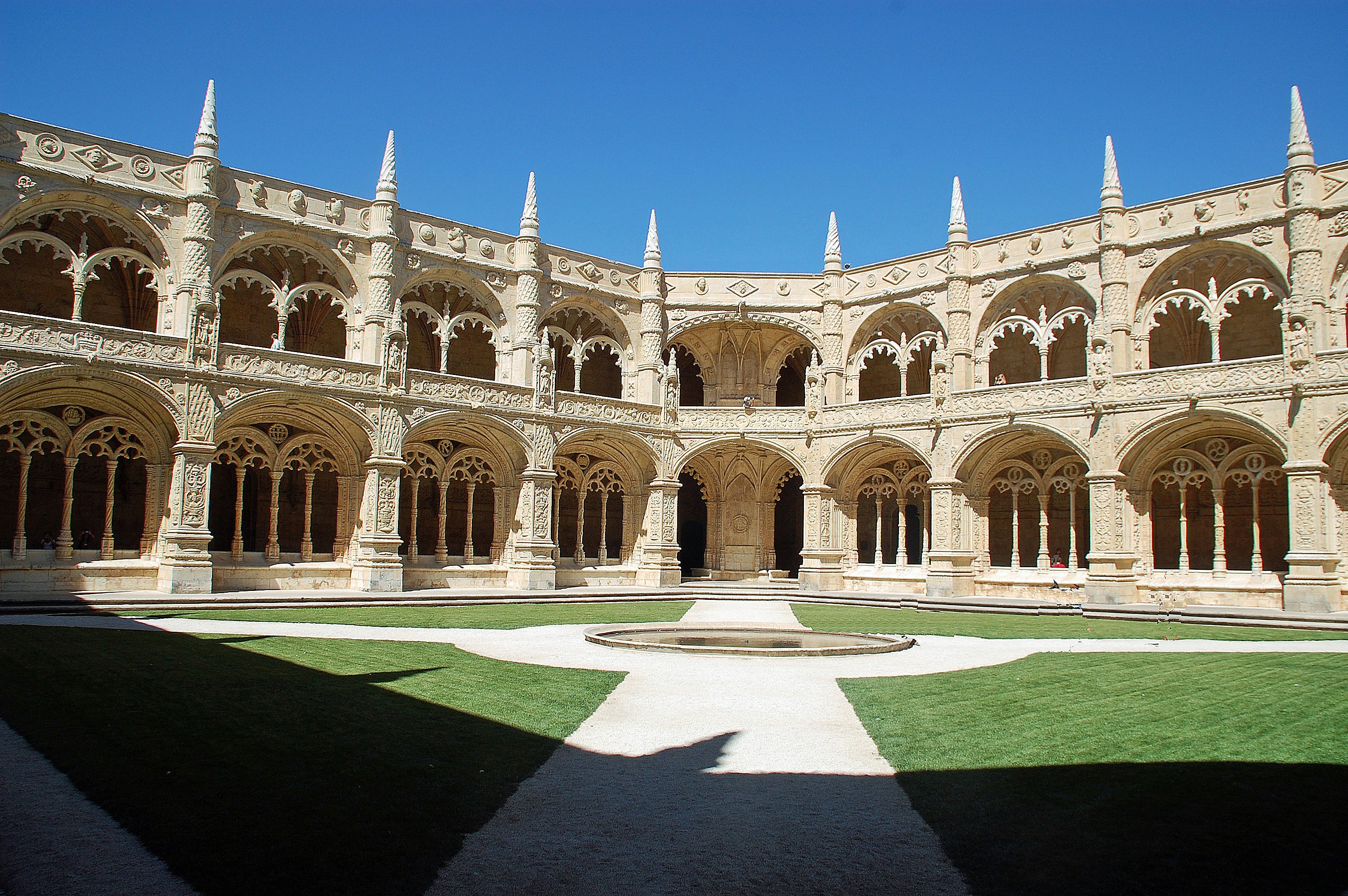 Jeronimos-Monastery-lisbon