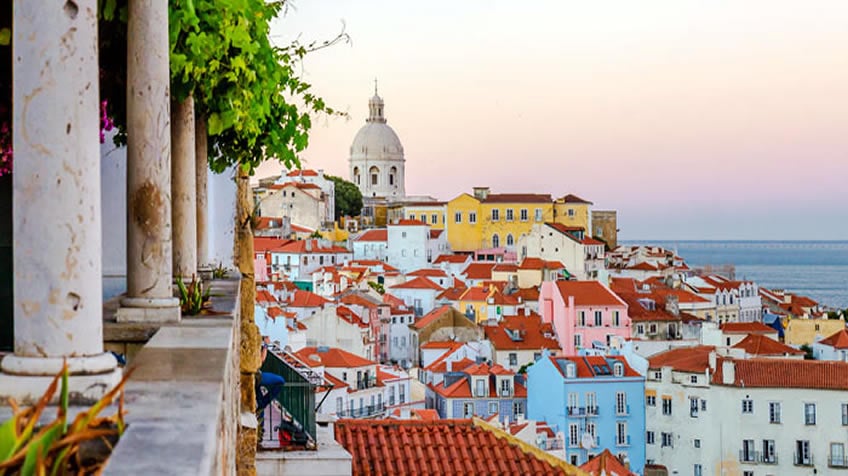 Wine and History Tour in Lisbon