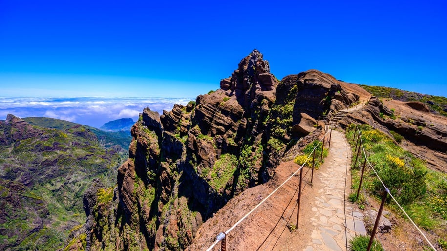 Hiking trail from Pico do Arieiro to Pico Ruivo, Madeira island. Footpath PR1 - Vereda do Areeiro.