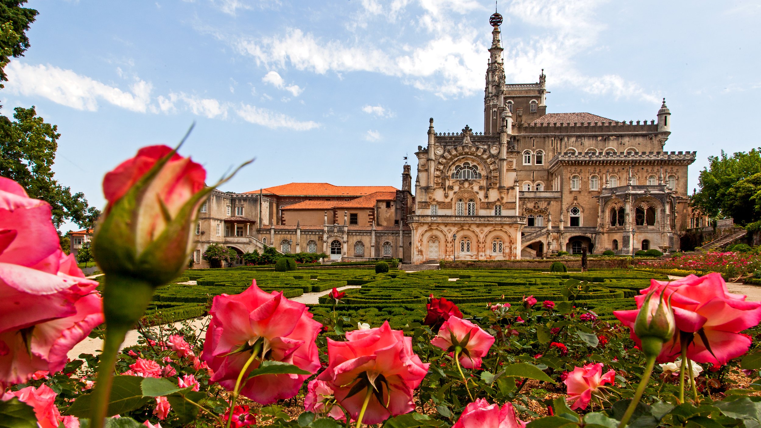 Palace-Hotel-do-Bussaco