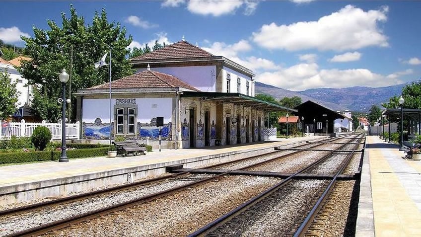 Pinhão Train Station