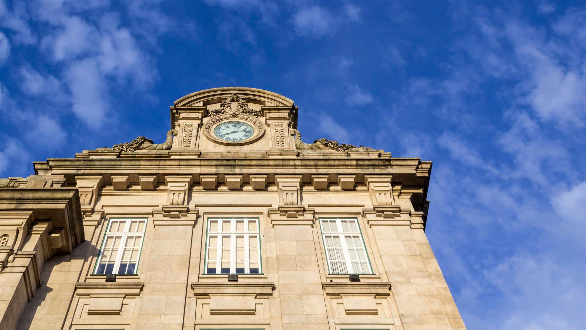 Porto Portugal Where History and Port Wine Blend in Perfect Harmony (4)