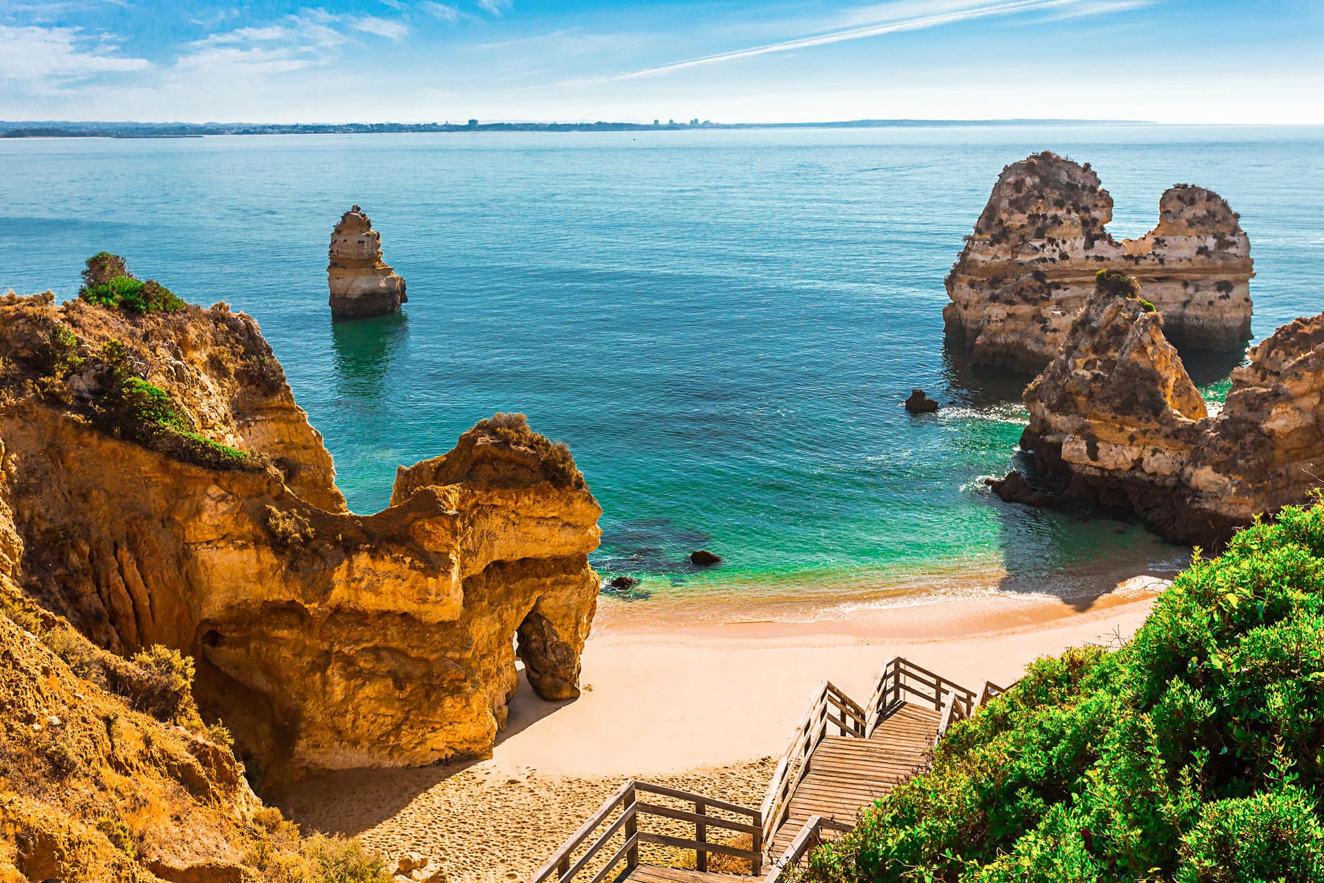 Praia_Do_Camilo_Lagos_Algarve_Portugal