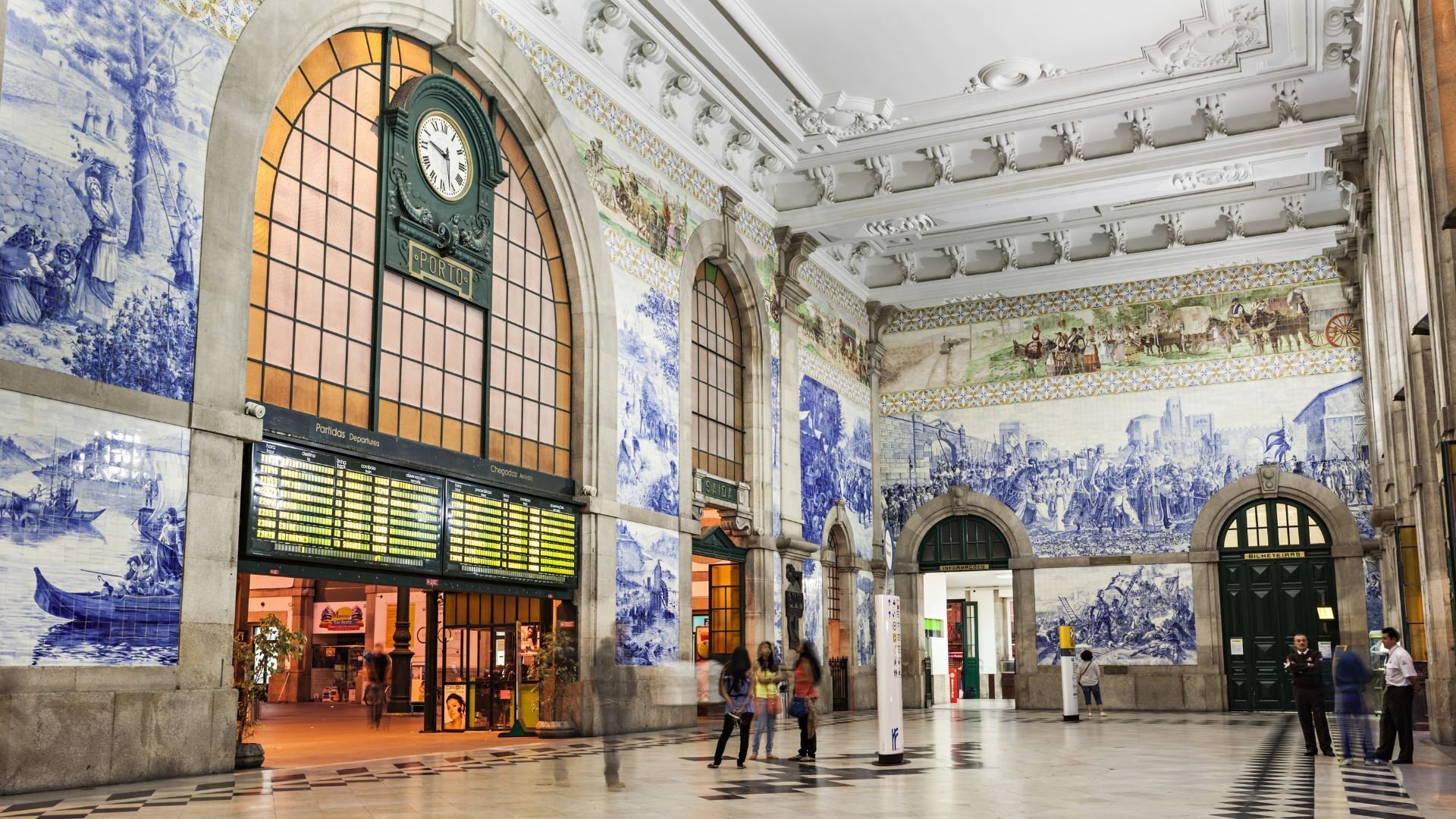 São Bento Railway Station