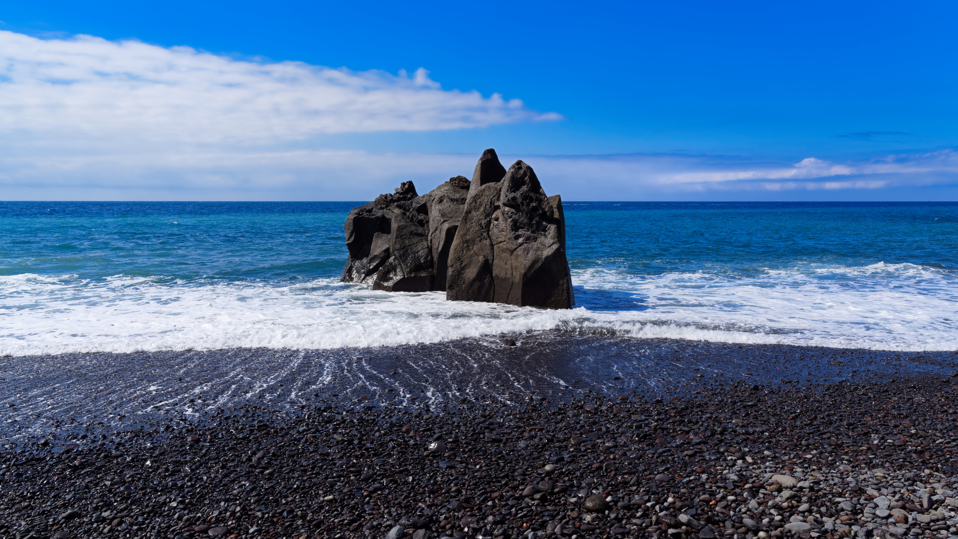 The 10 Best Beach Vacation Destinations in Portugal (1)