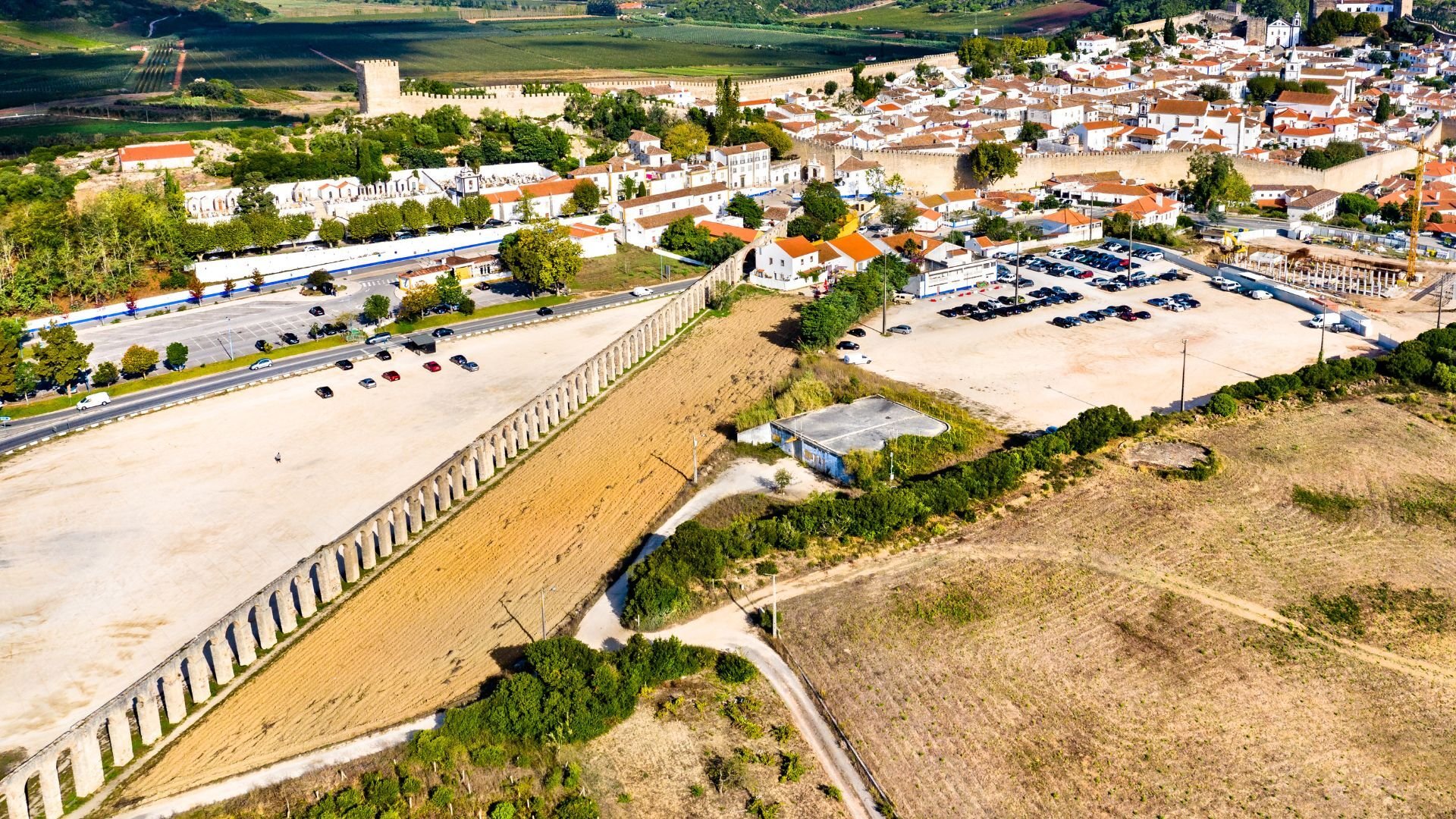 Usseira Aqueduct, Óbidos