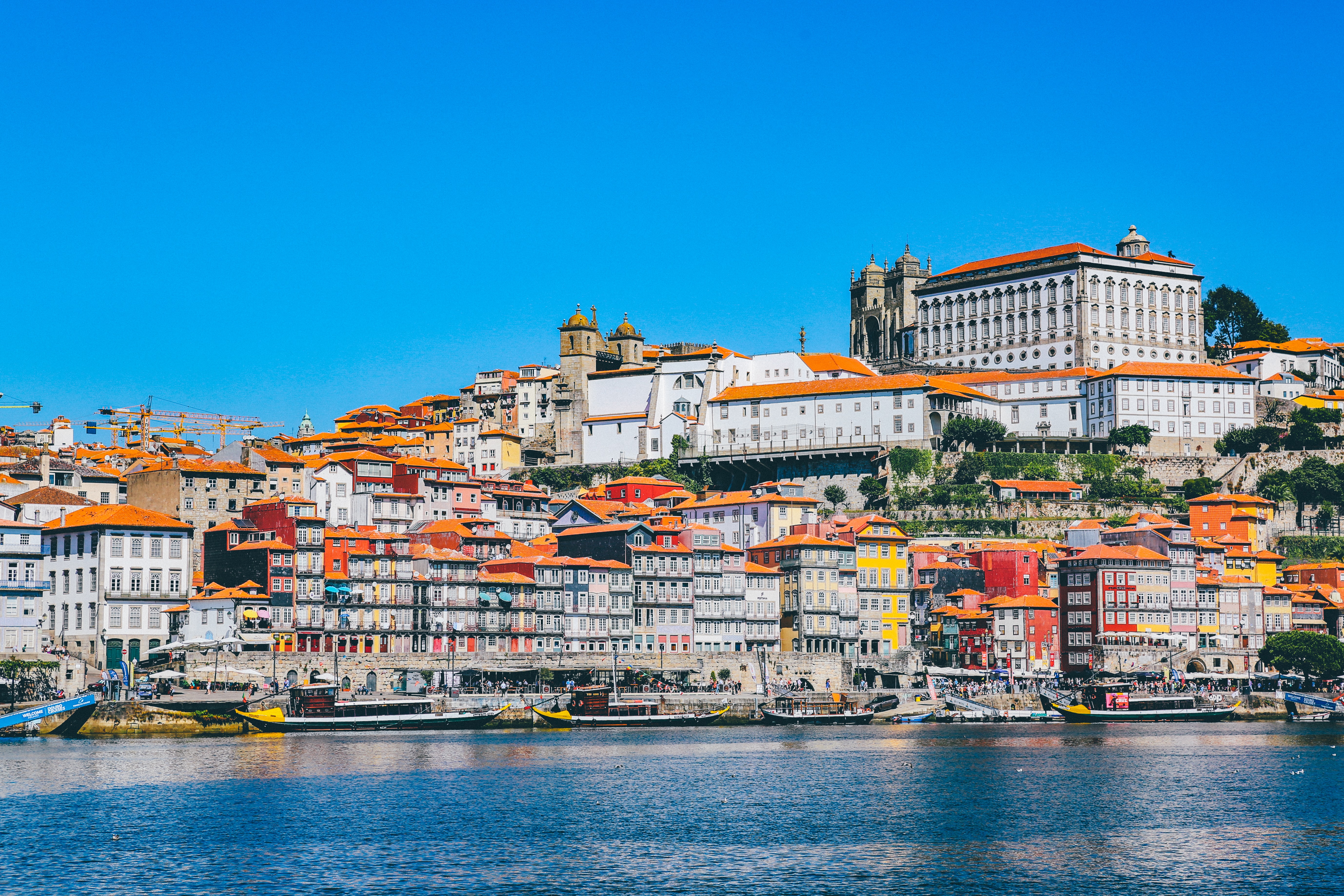 Exclusive Itinerary for 14 days in Portugal