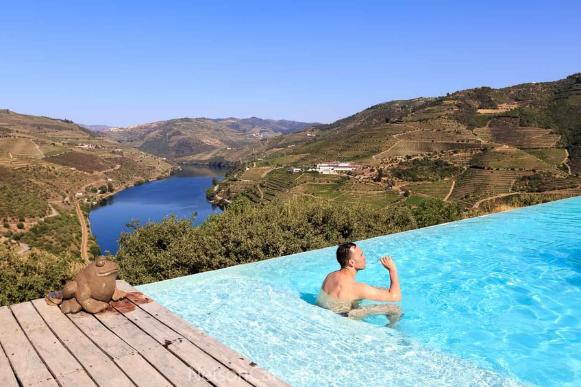 quinta-do-crasto-panoramic-pool.jpg