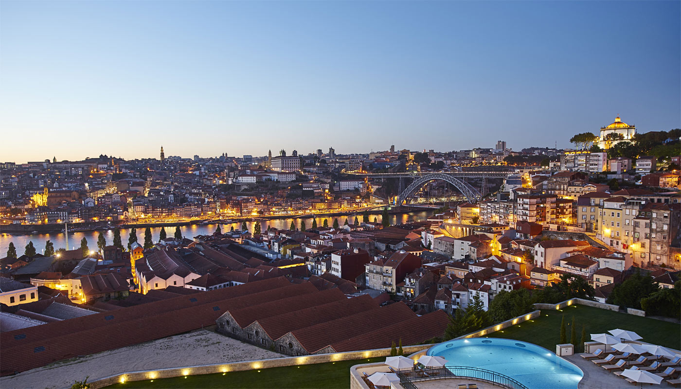 view_of_porto3_134969004958b00e571e7bf