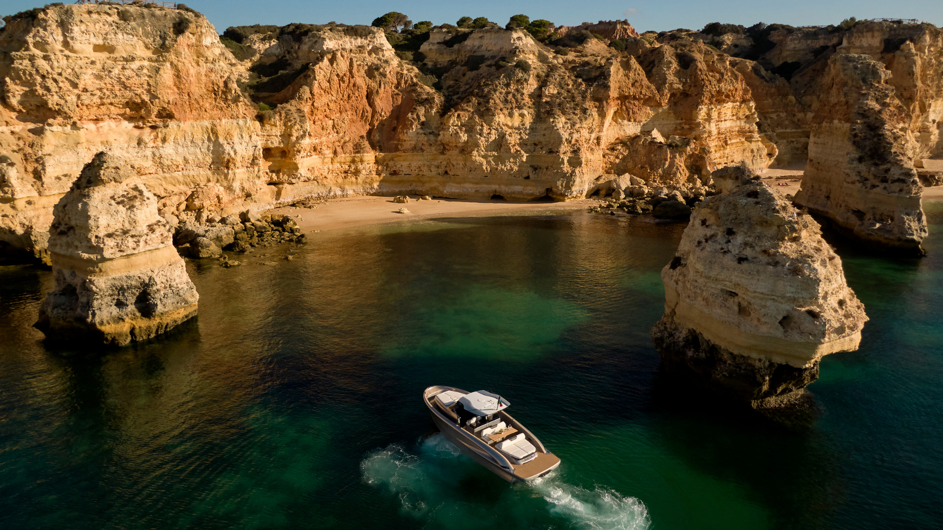 Your Perfect Wine Journey in Portugal: From Douro Valley to the Islands