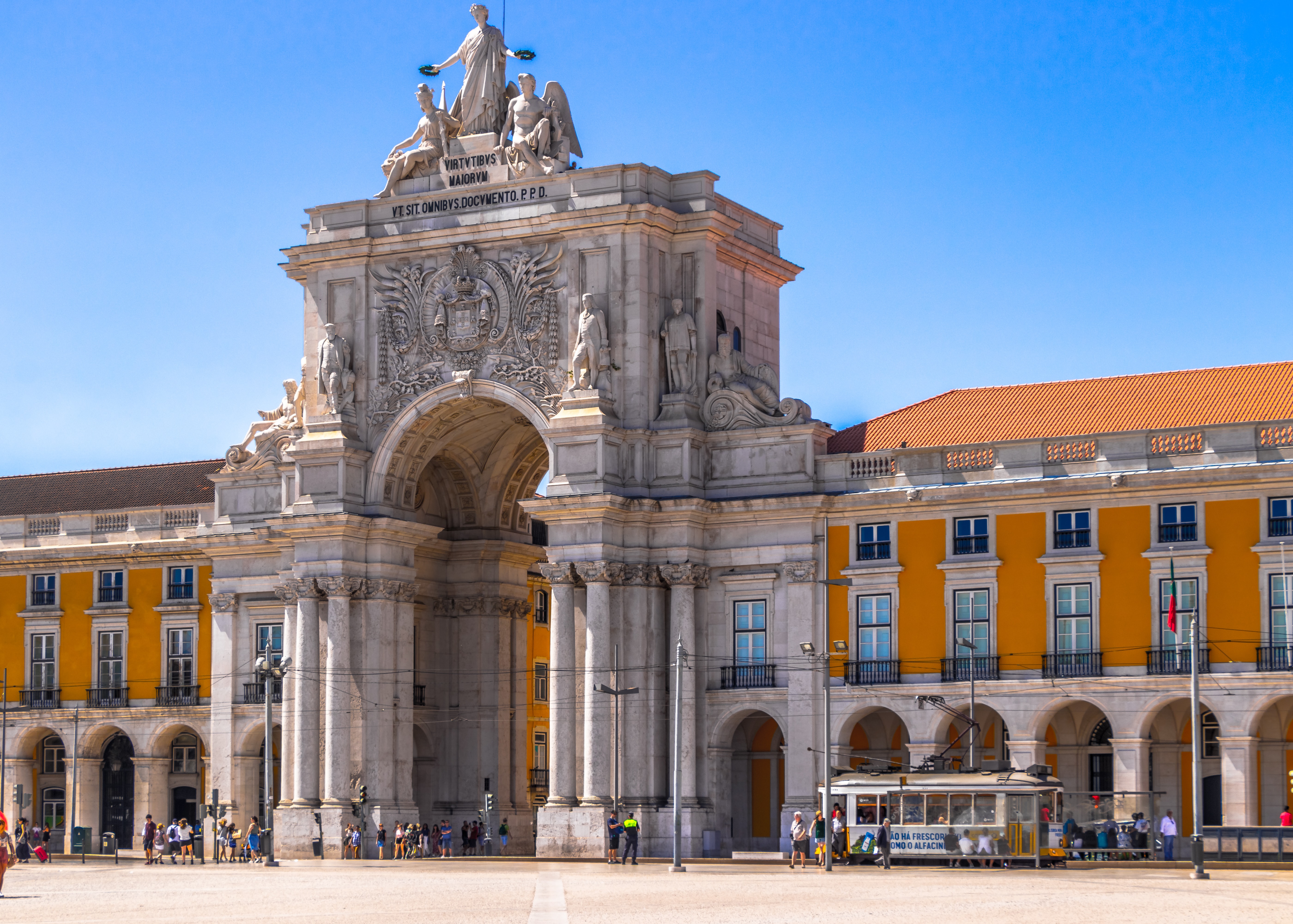 The Ultimate Travel Itinerary: 3 days in Lisbon