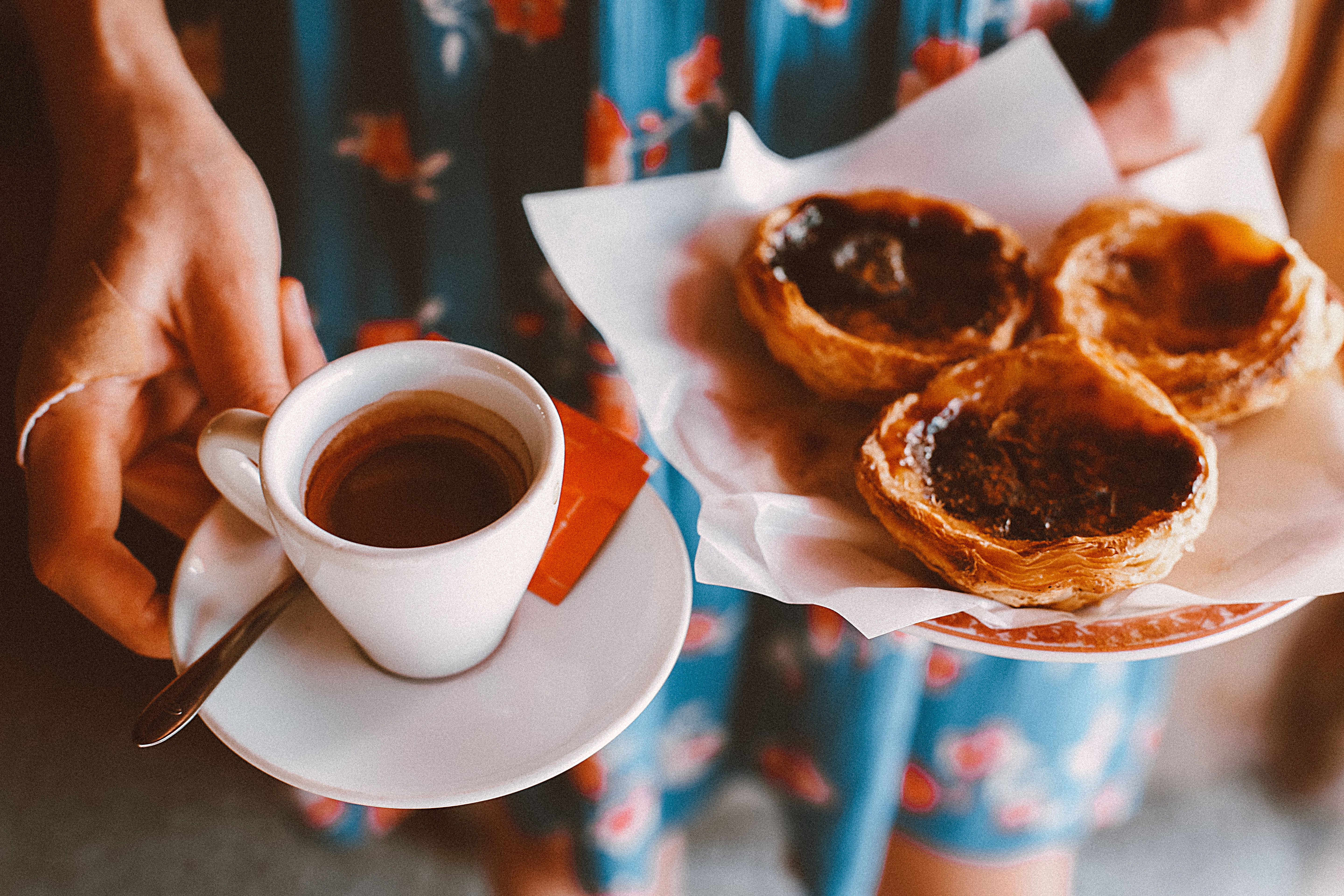 Pastel de Nata and coffee