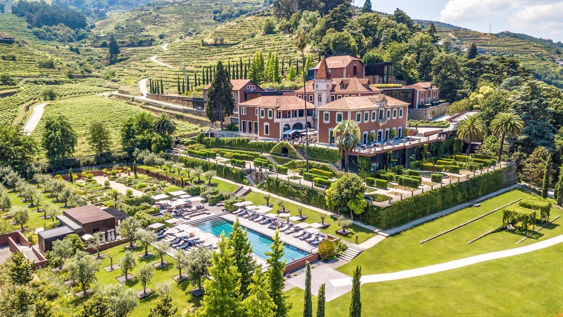10 Best Wine Hotels in Portugal to Visit (2026 Guide)